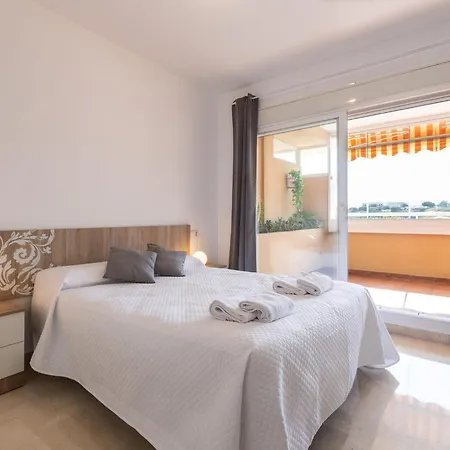 בית נופש Aguamarina Gamonal - With Free Wifi