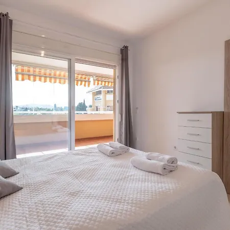 Aguamarina Gamonal - With Free Wifi *